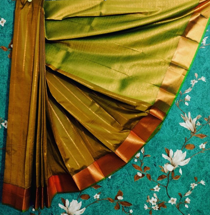 Fancy Soft Silk Light Green Star Buttas