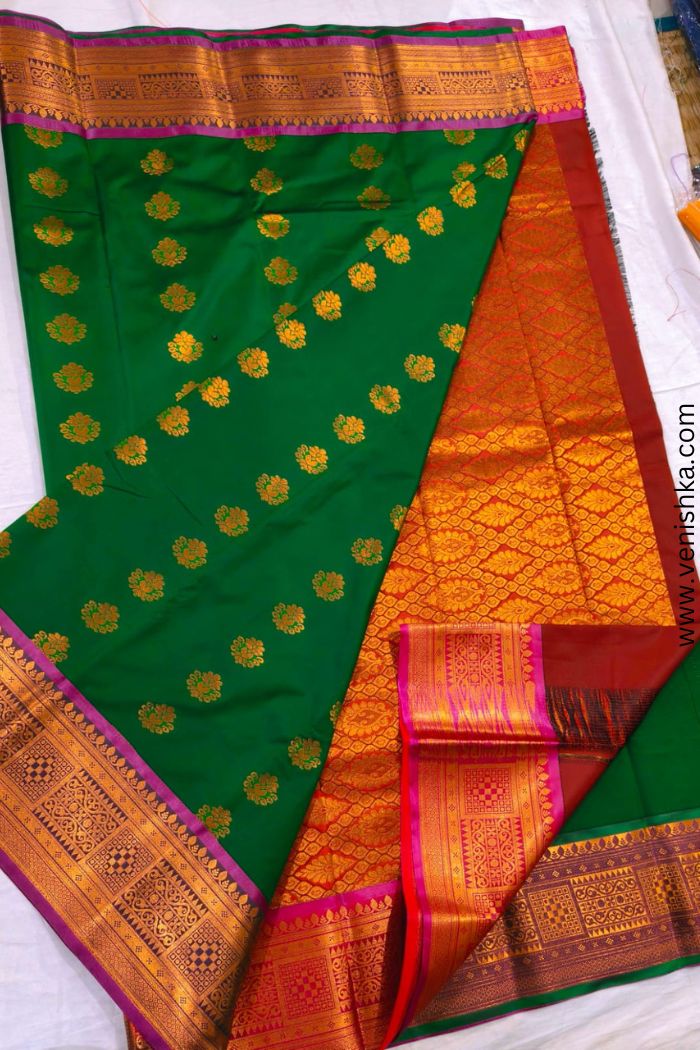 Kanchipuram Silk Saree_Emerald Green with Magenta Border and Rusiolet-Gold Pallu