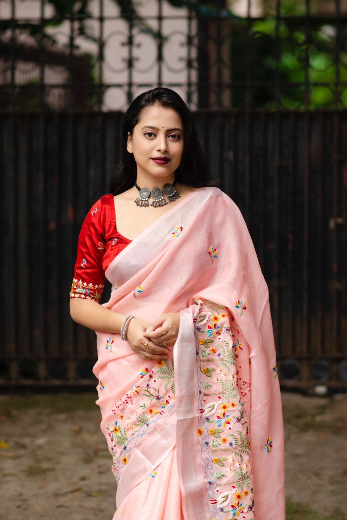 Linen Saree with All Over Embroidery Quiet Pink - 3