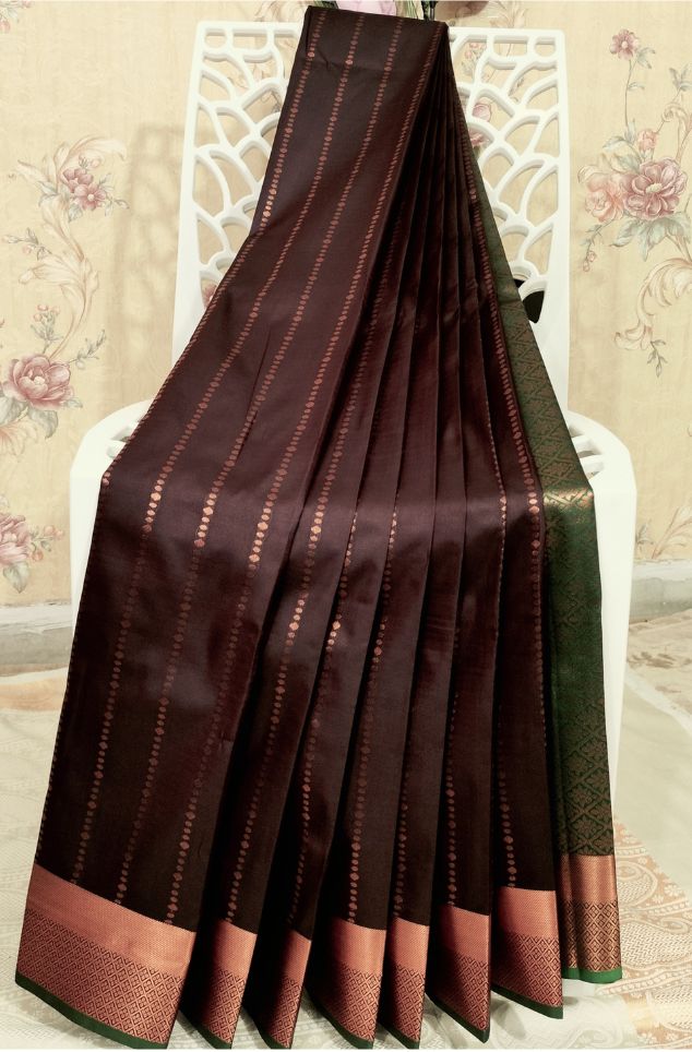 Fancy Soft Silk Dark Brown Star Buttas