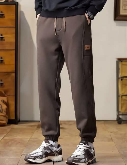 TRACK PANTS