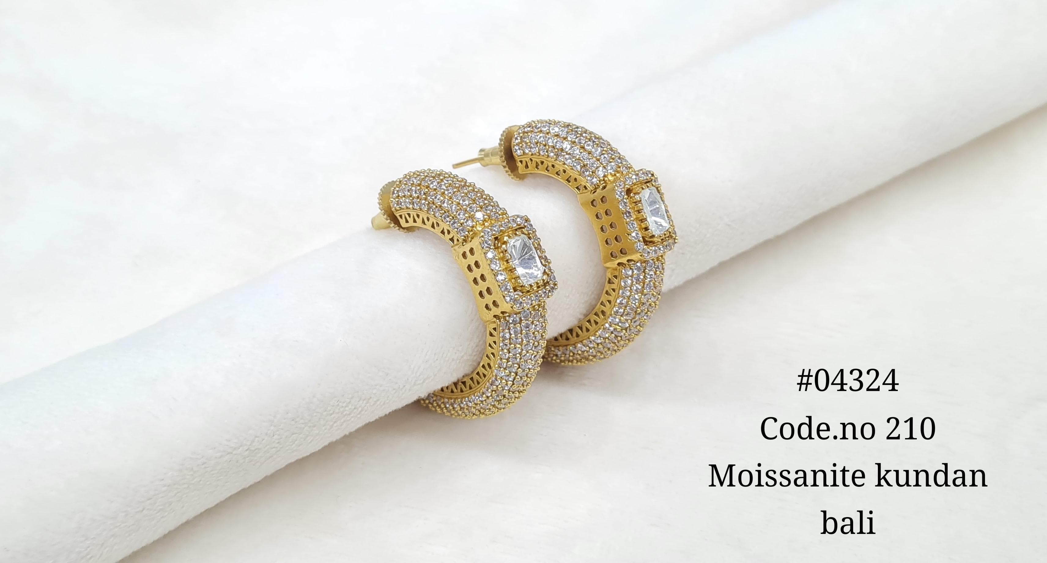 Kundan Earring 04324 - 7