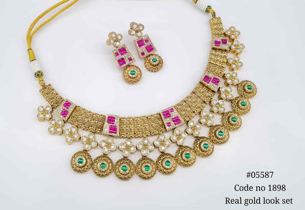 Pp Necklace 05587 - 5