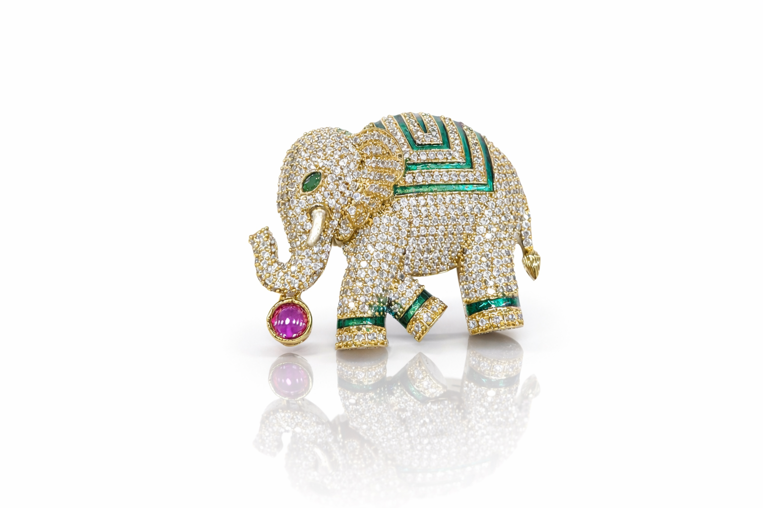 Elephant Sq Brooch 04309