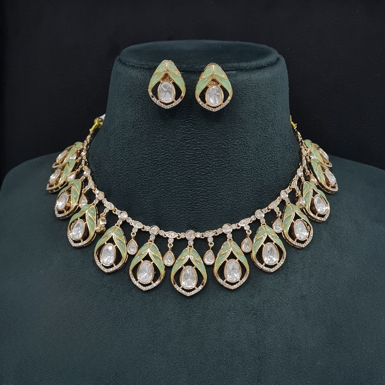Kundan Necklace 08946 - 4