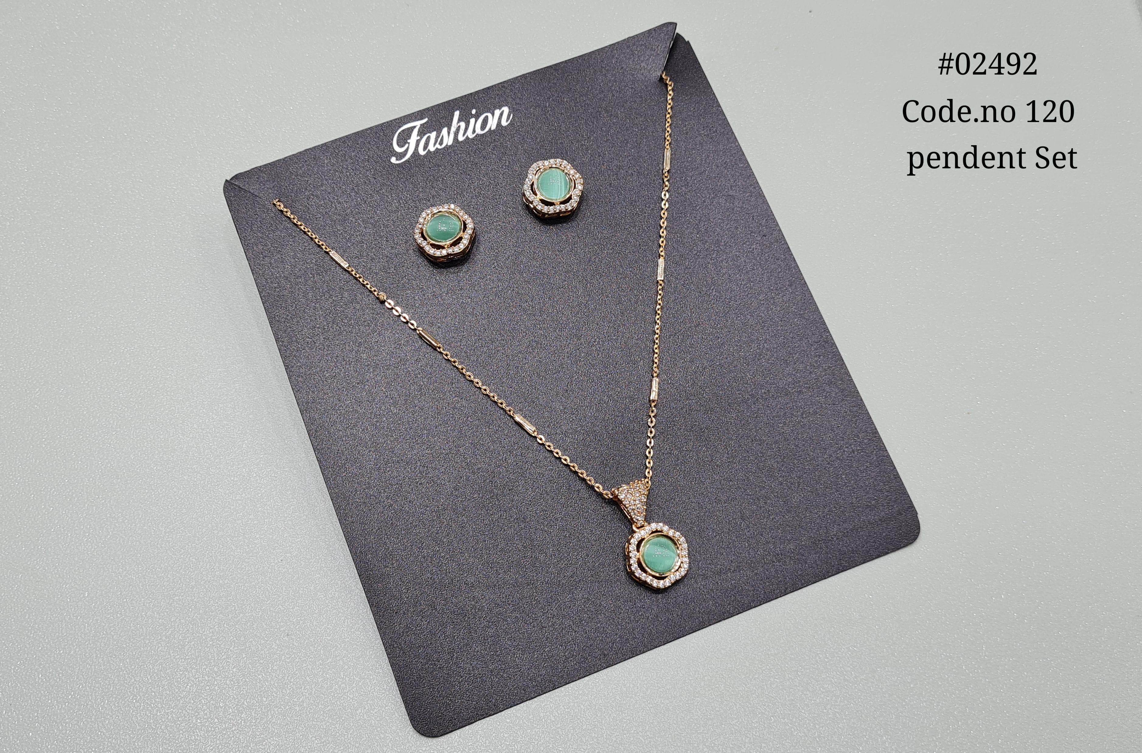 Kundan Pendant 02492