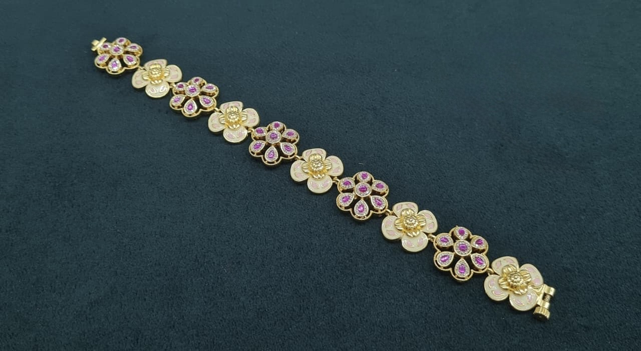 Kundan Bracelet 05844 - 2
