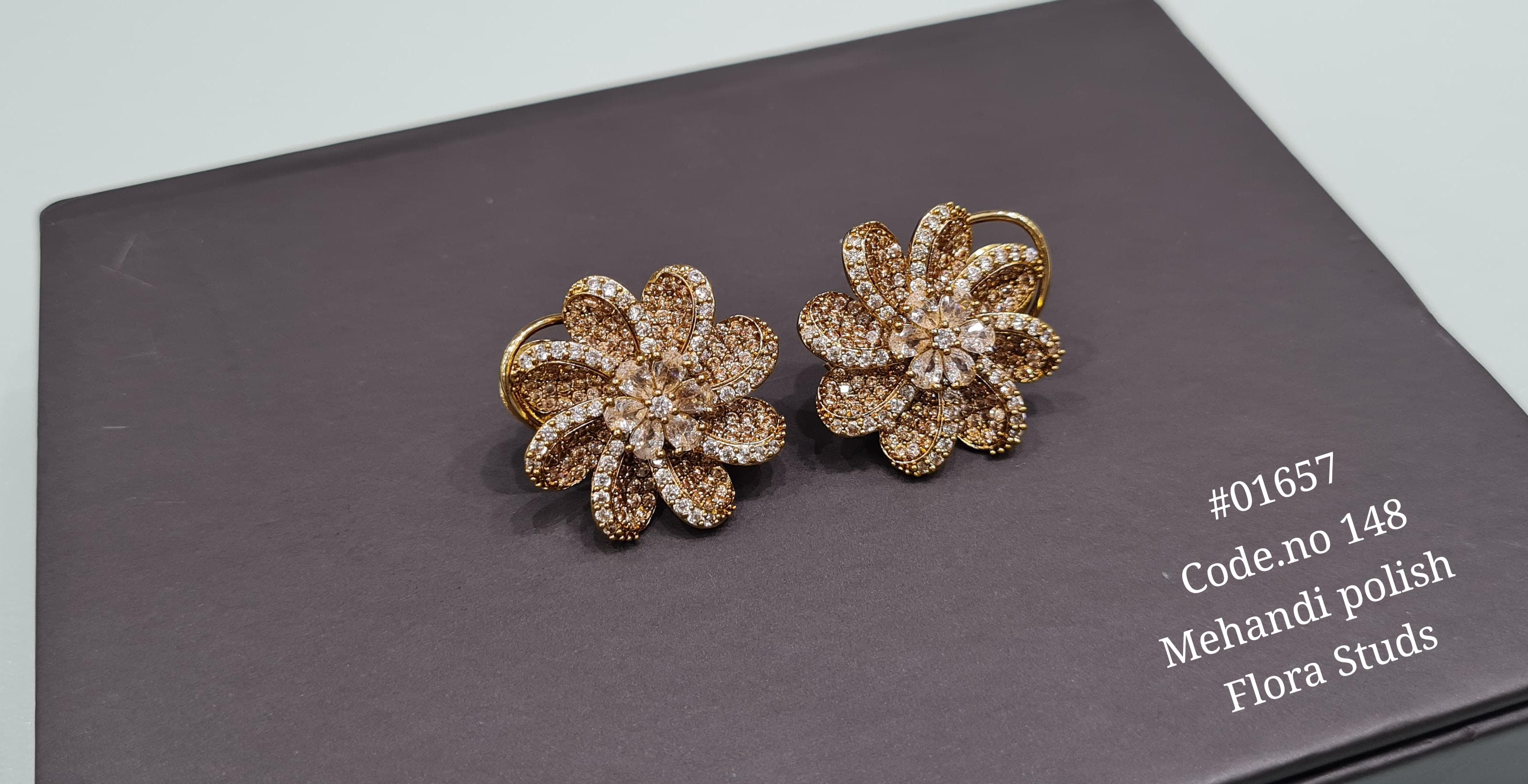 Cz Flower Studs 01657 - 7