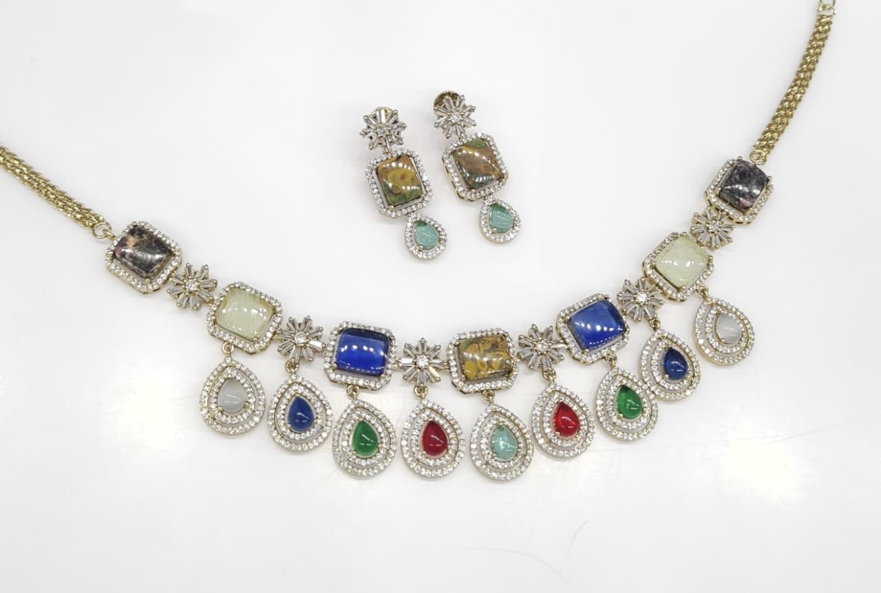 Sabyasachi Necklace 08724 - 9