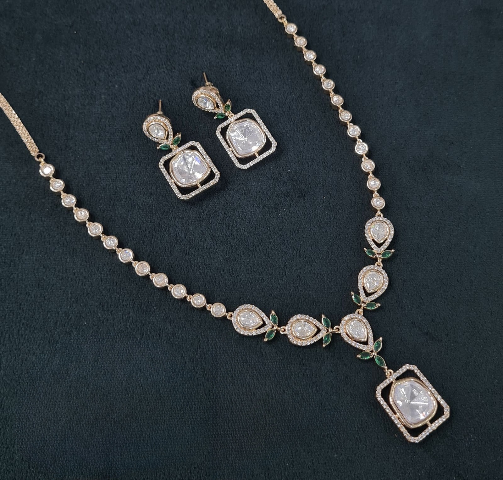 Kundan Necklace 06762 - 4