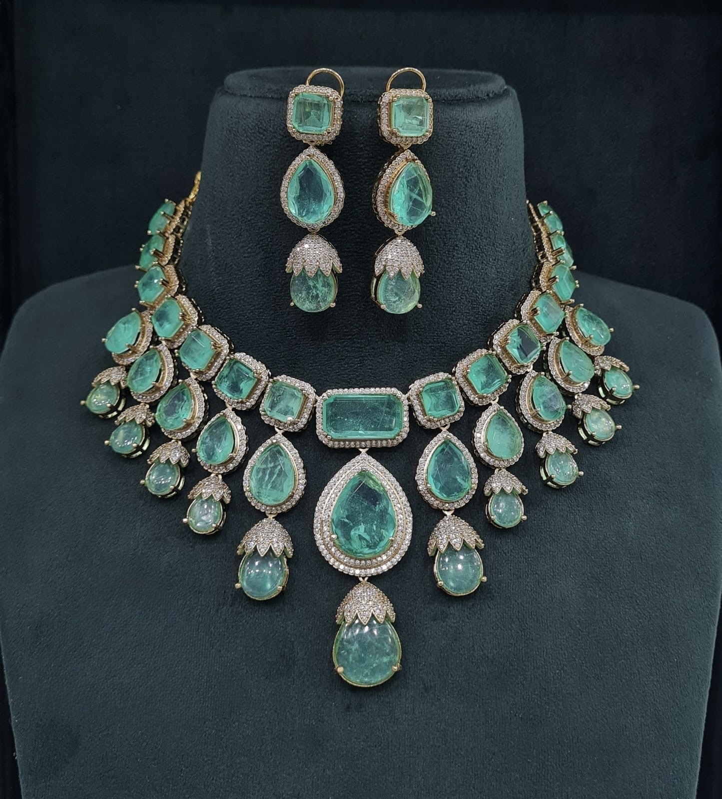 Sabyasachi Necklace 05505 - 3