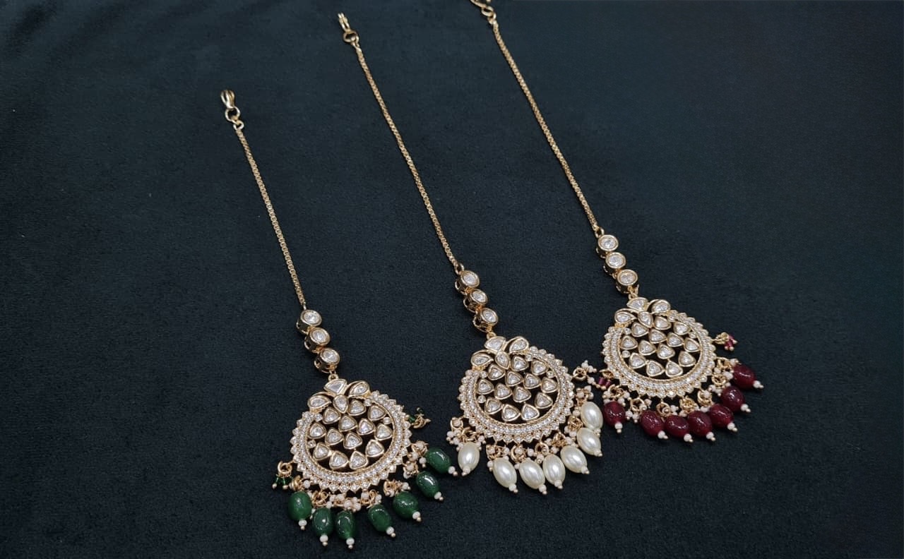 Kundan Tikka 07934 - 2