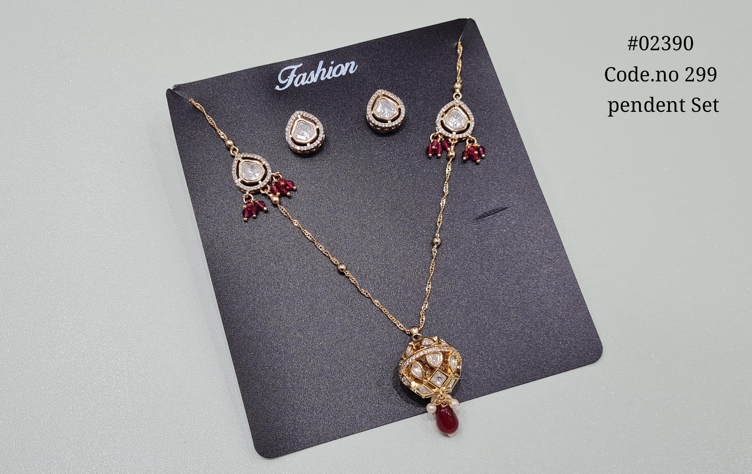 Kundan Pendant 02390