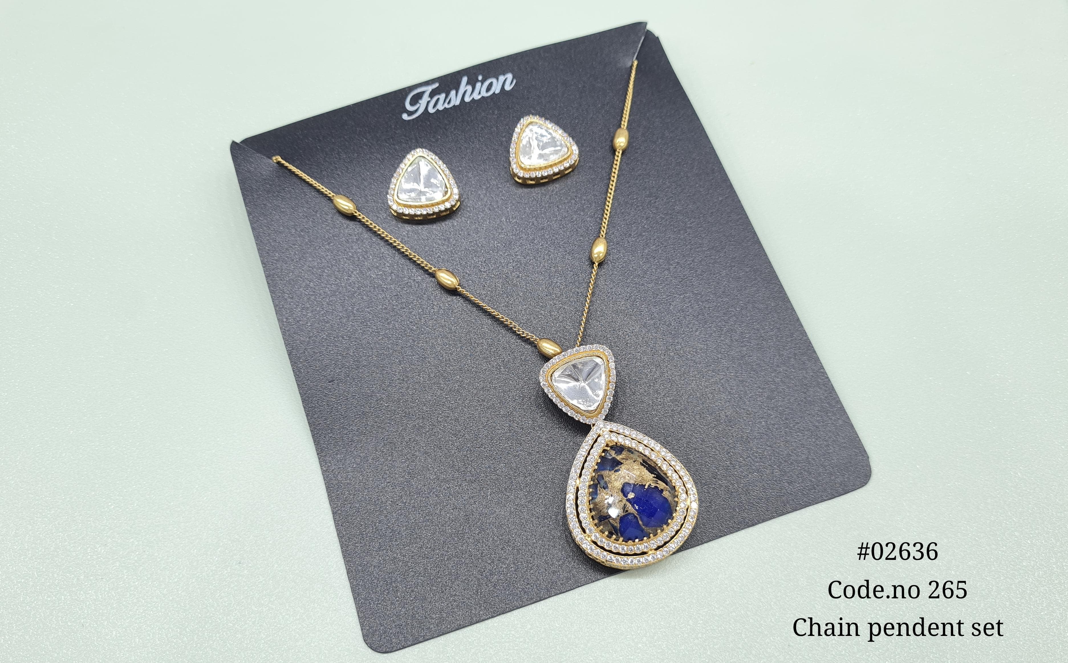 Kundan Pendant 02636 - 3