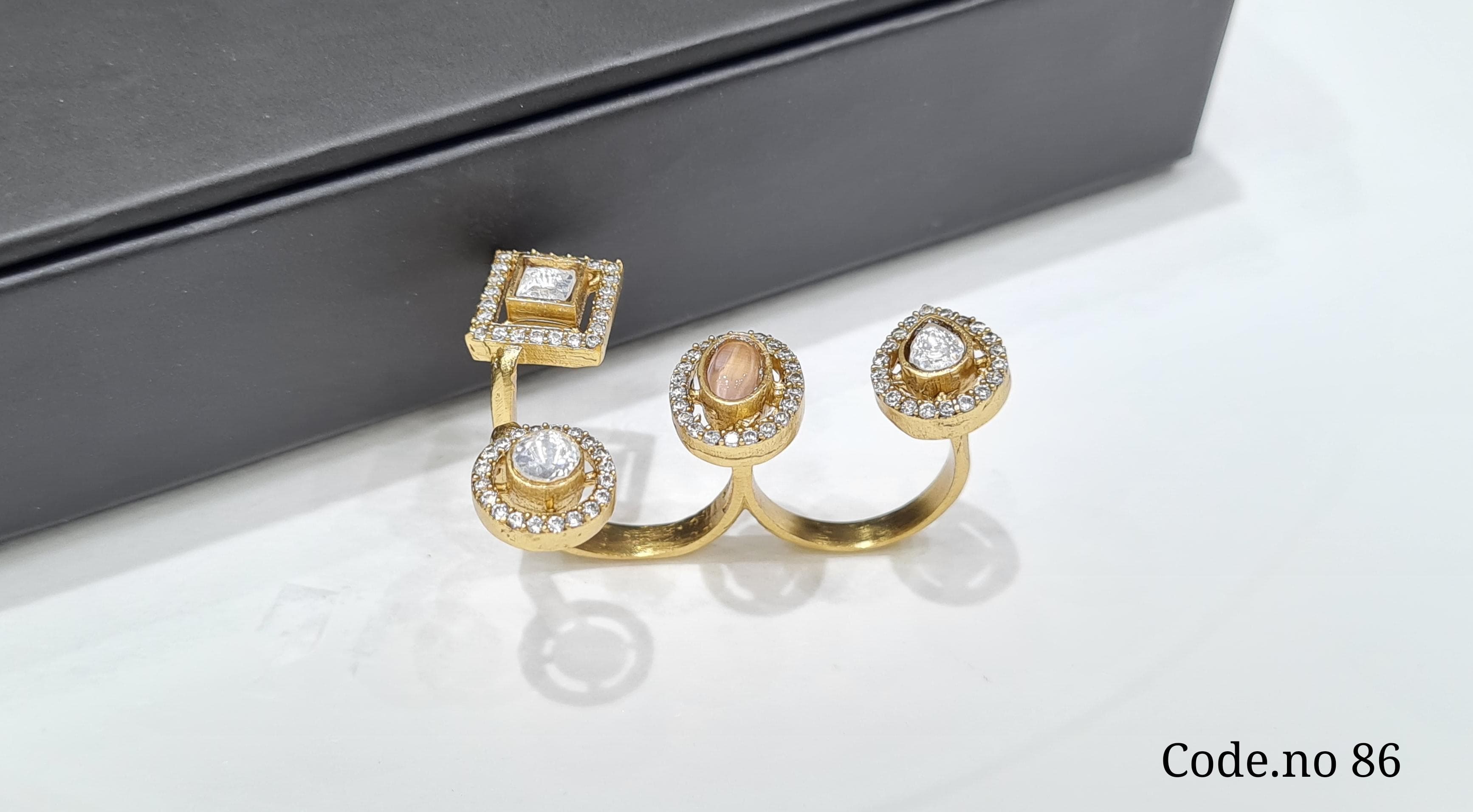 KUNDAN FINGER RING 00065 - 4