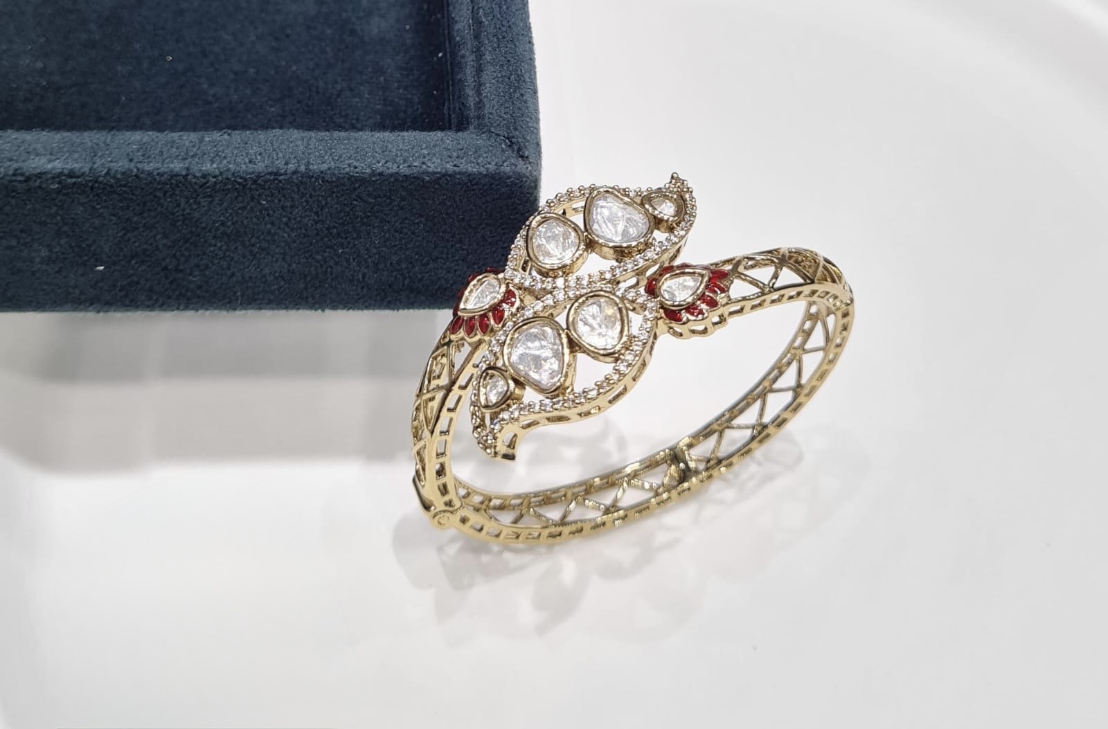 Kundan Kada 07979 - 10