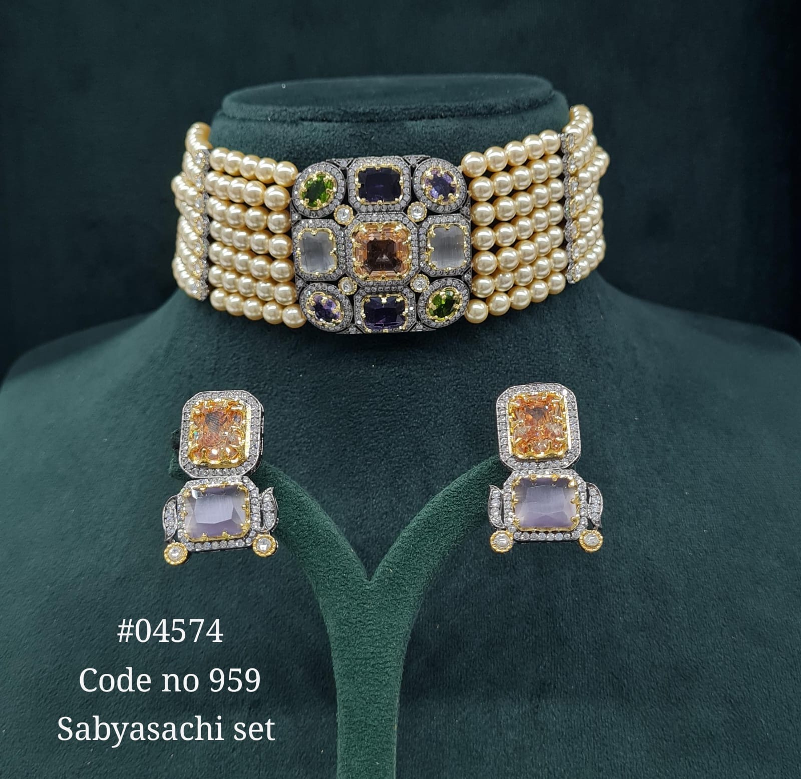 Sabyasachi Choker 04574 - 3