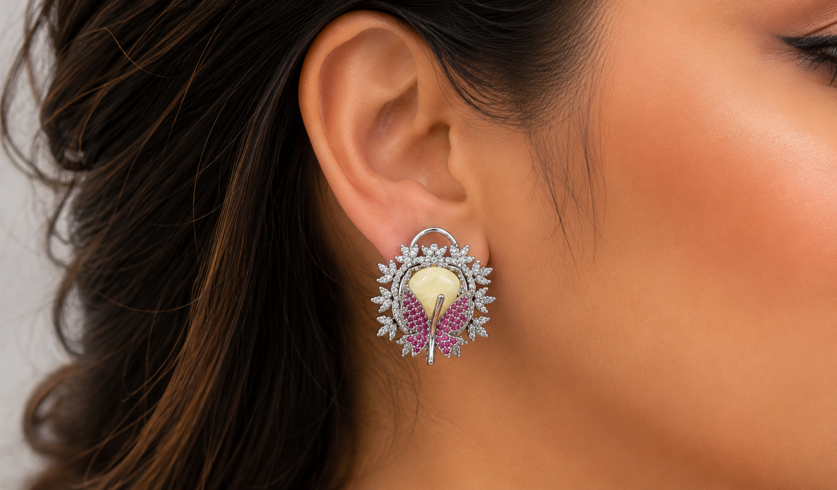 Sabyasachi Earrings 07653 - 18