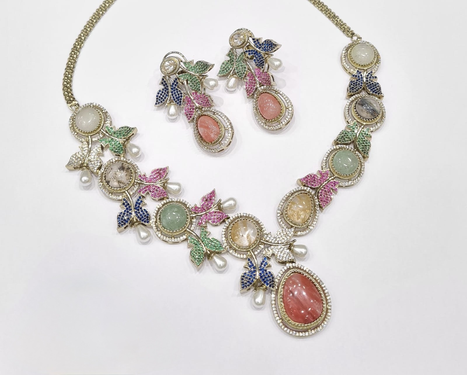 Sabyasachi Necklace 10586 - 3