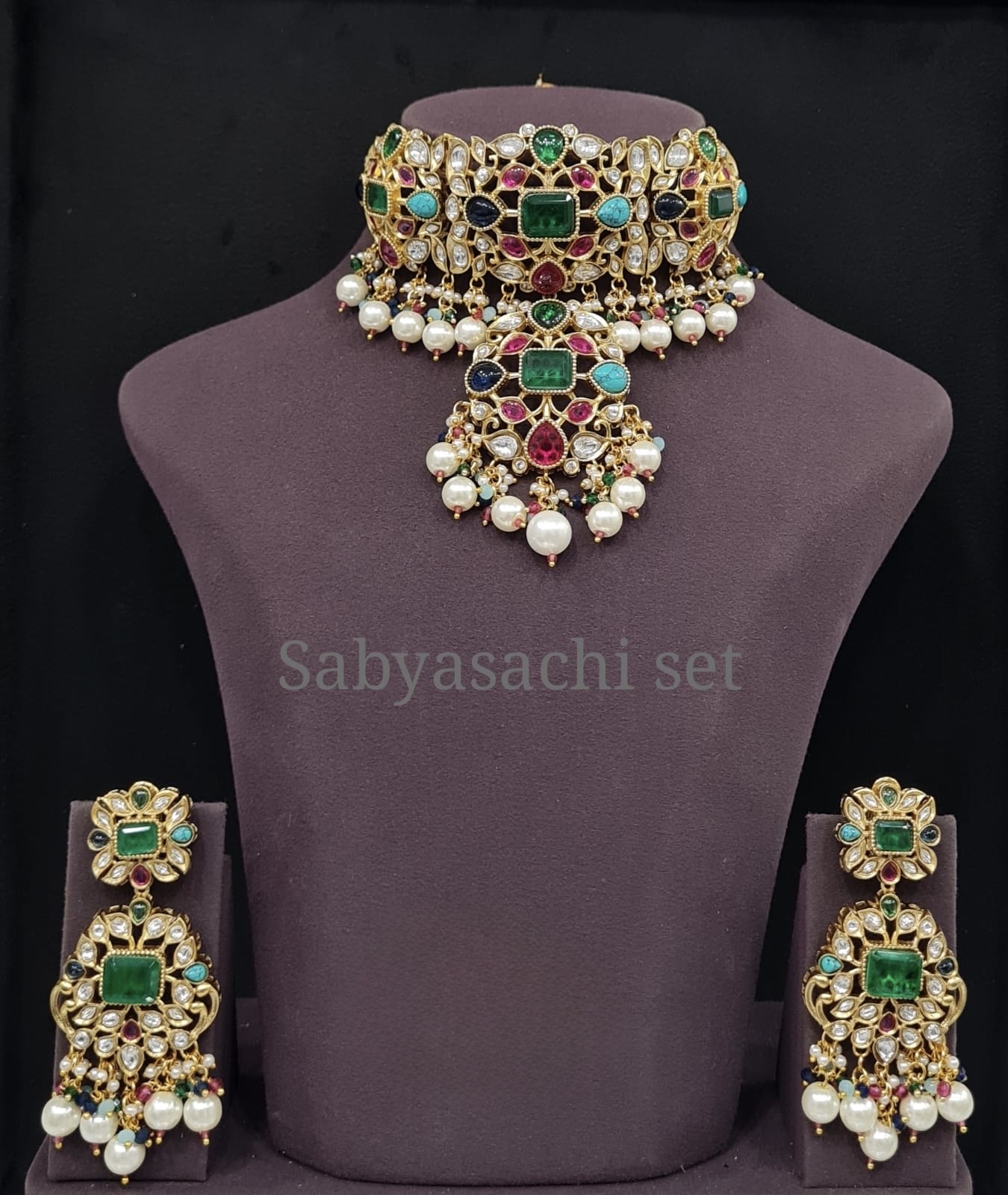 Sabyasachi Choker 05102 - 3