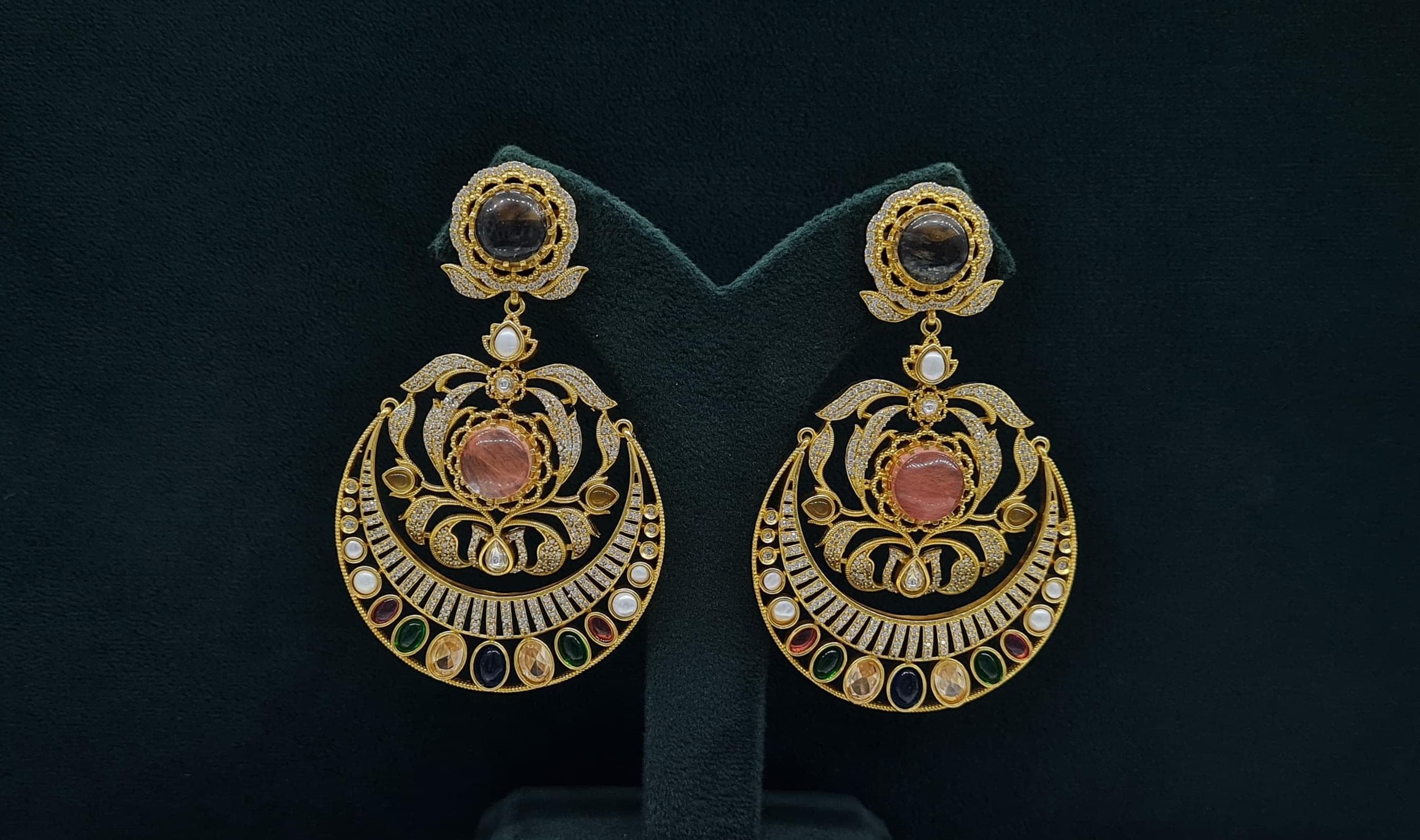 Sabyasachi Earrings 08408 - 15