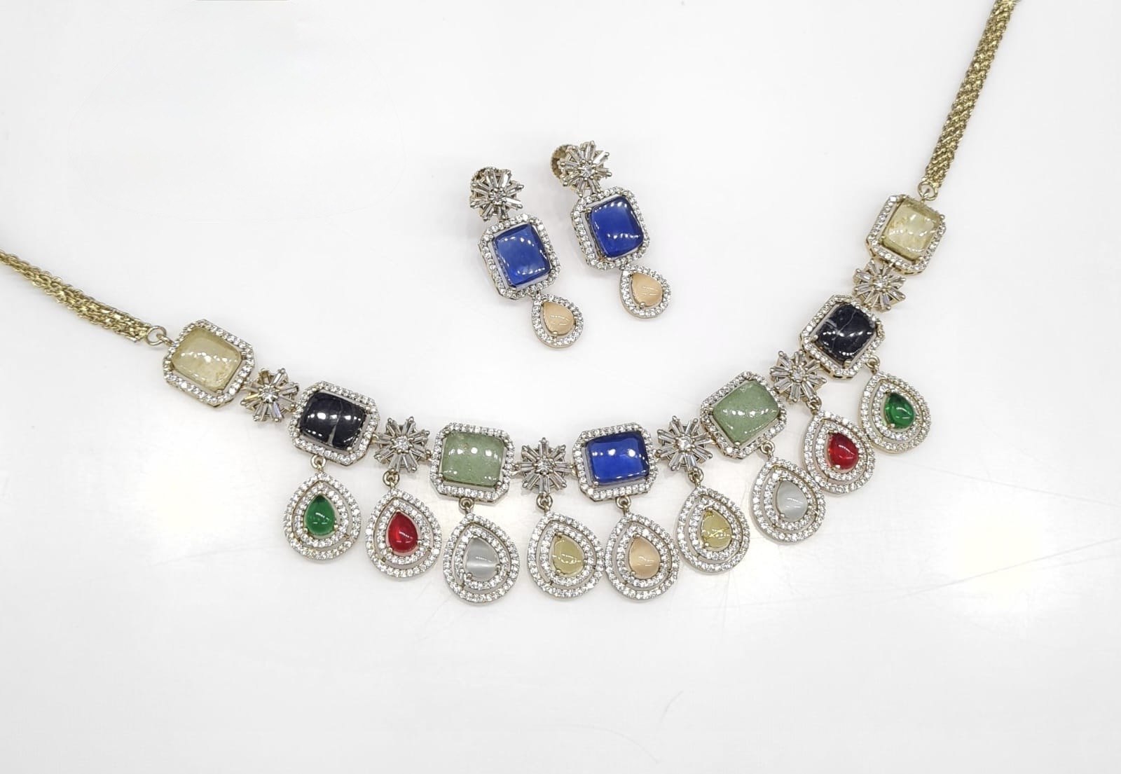 Sabyasachi Necklace 08724 - 6