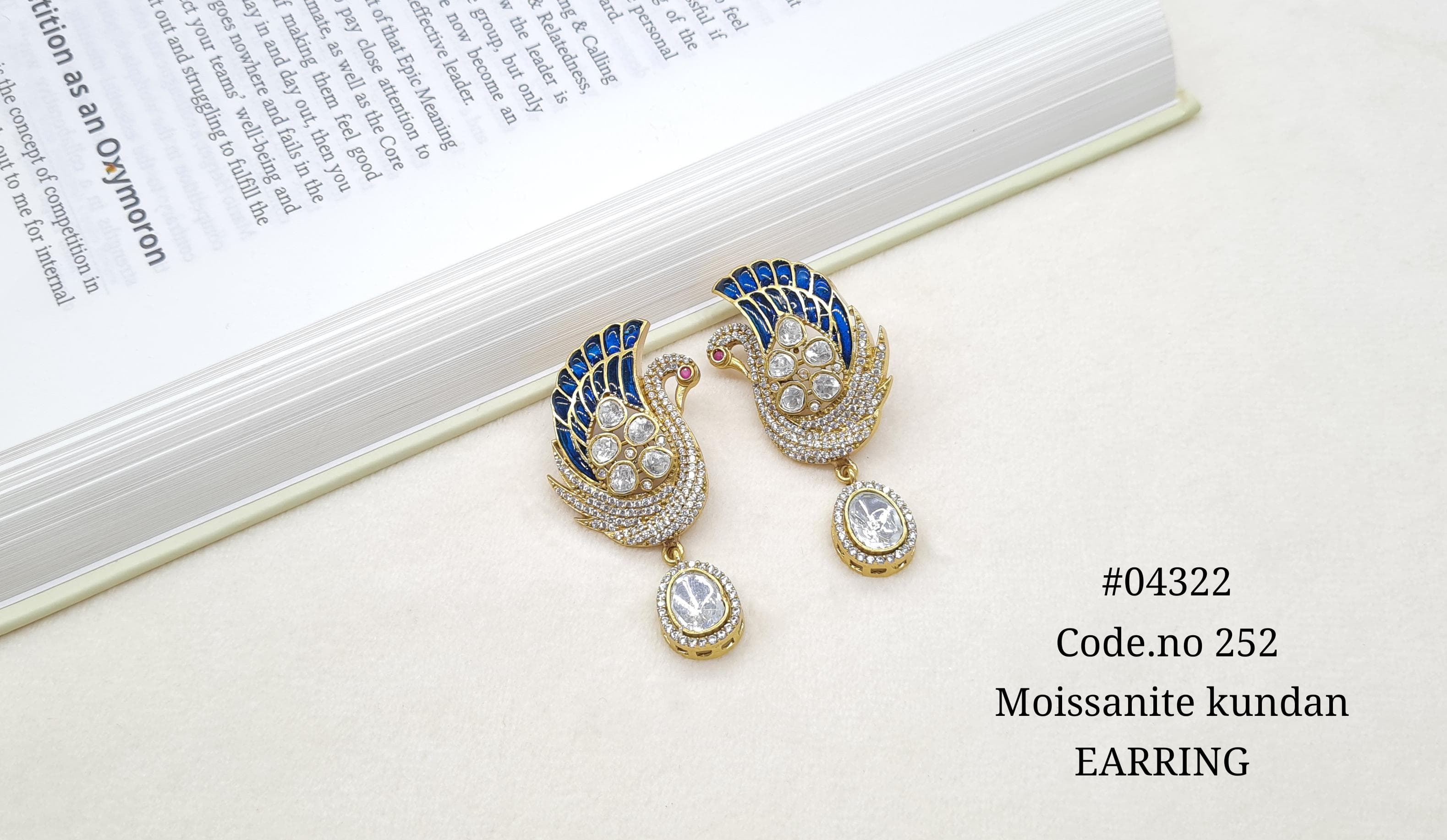 Kundan Earring 04322 - 4