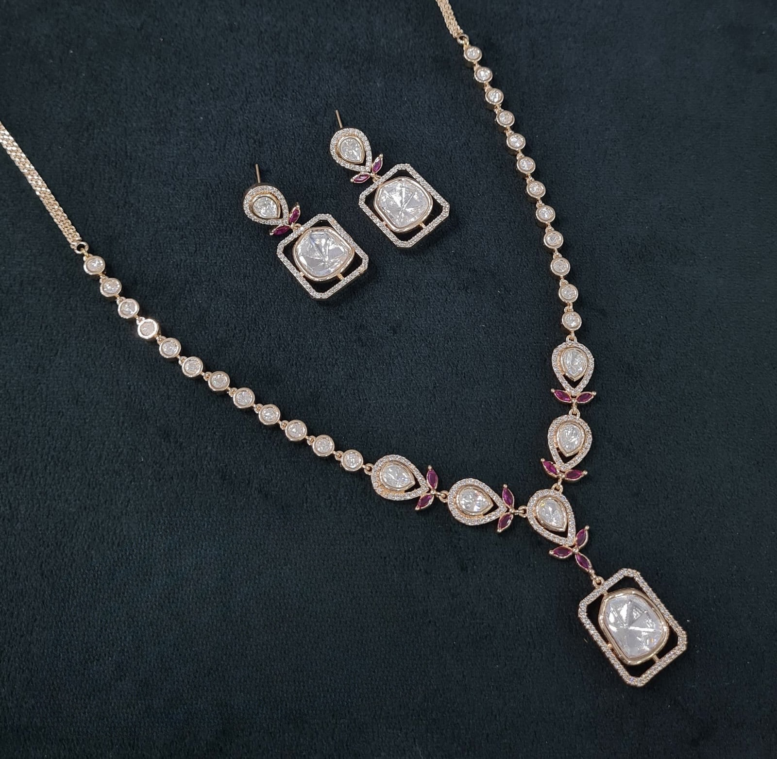 Kundan Necklace 06762 - 3