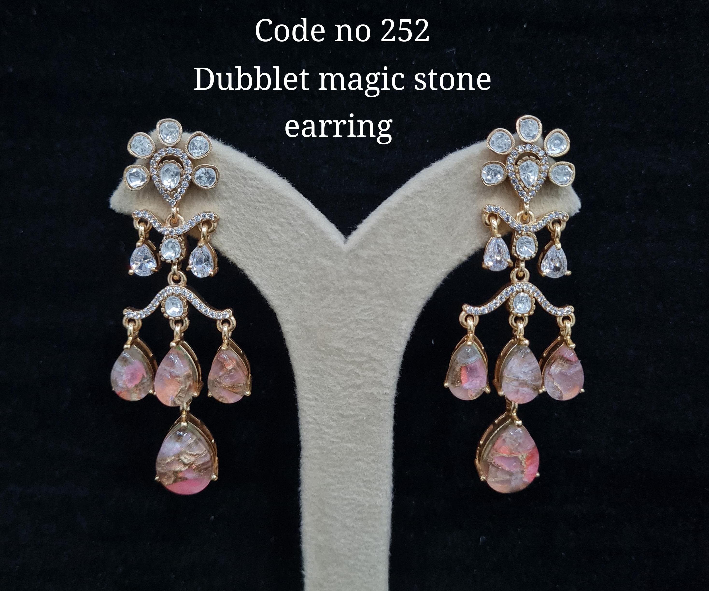 Magic Earring 01280 - 7