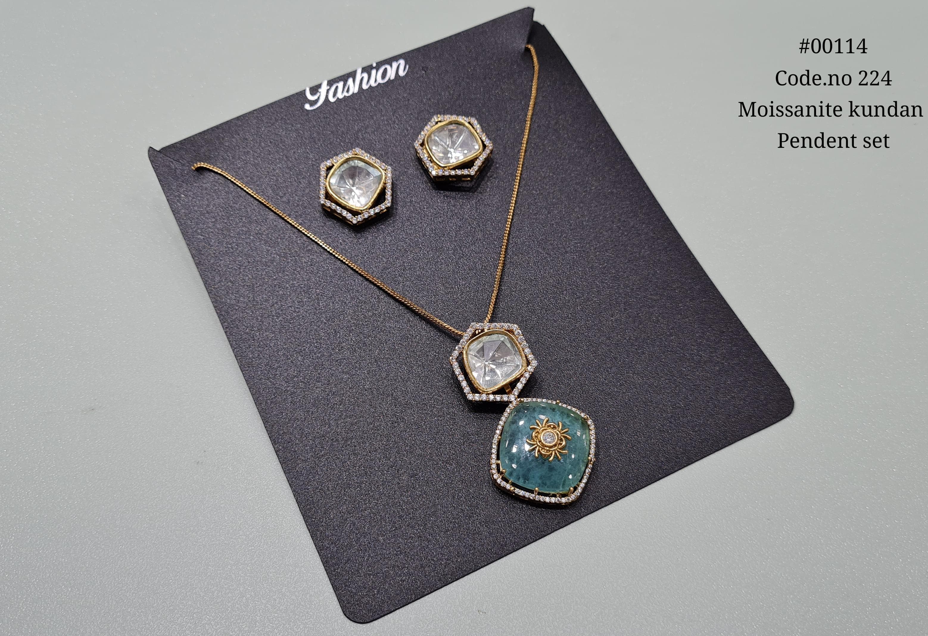 Kundan Pendant set 00114 - 4