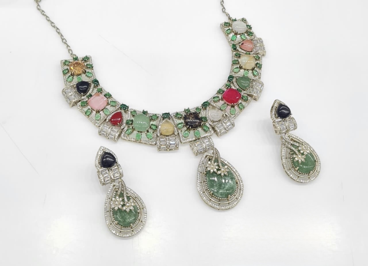 Sabyasachi Necklace 10040 - 2