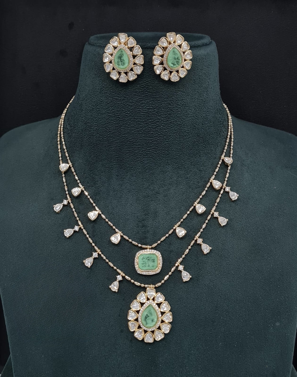 Kundan Pendant 08893 - 3