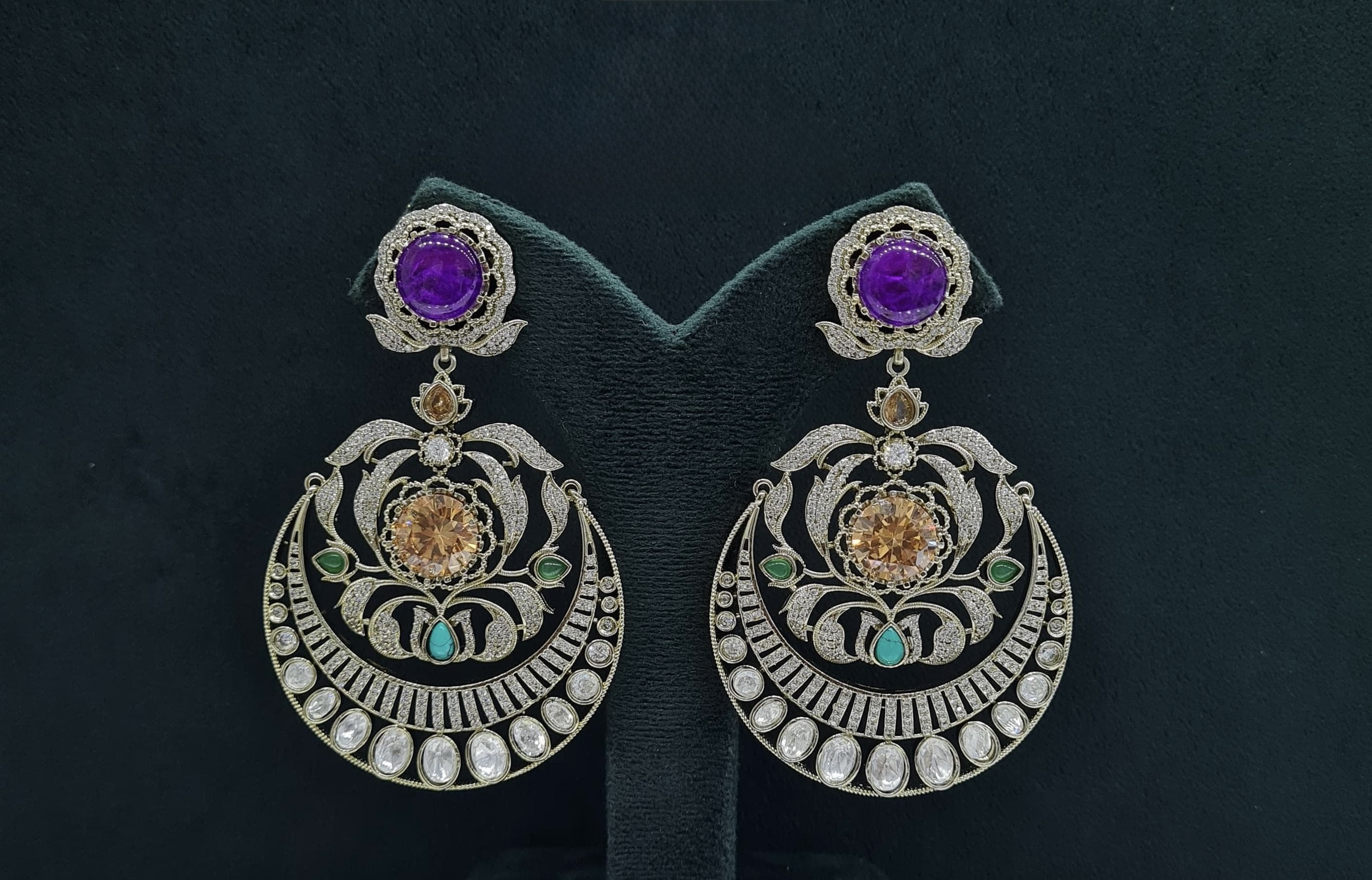 Sabyasachi Earrings 08408 - 10