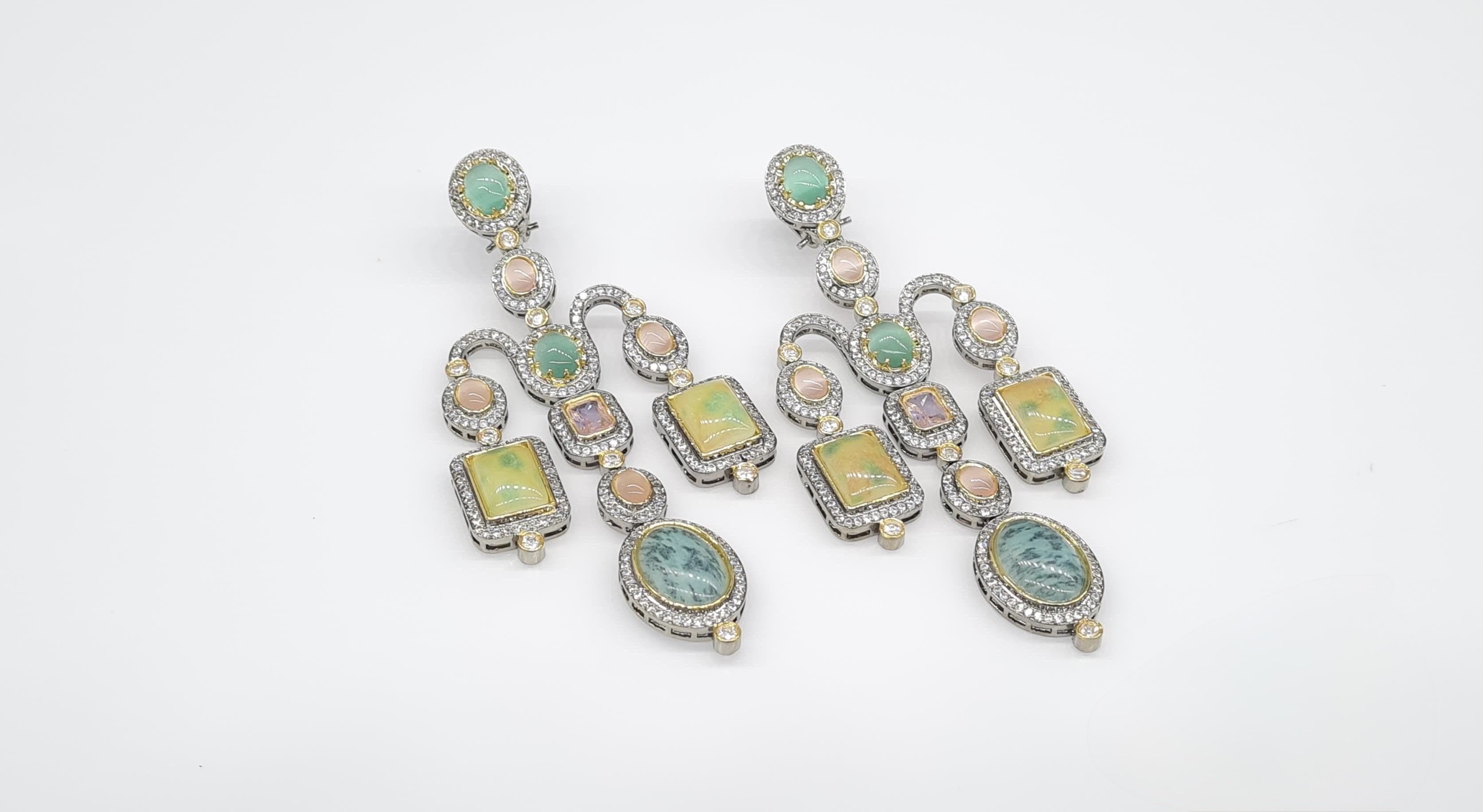 Sabyasachi Earrings 09290 - 3