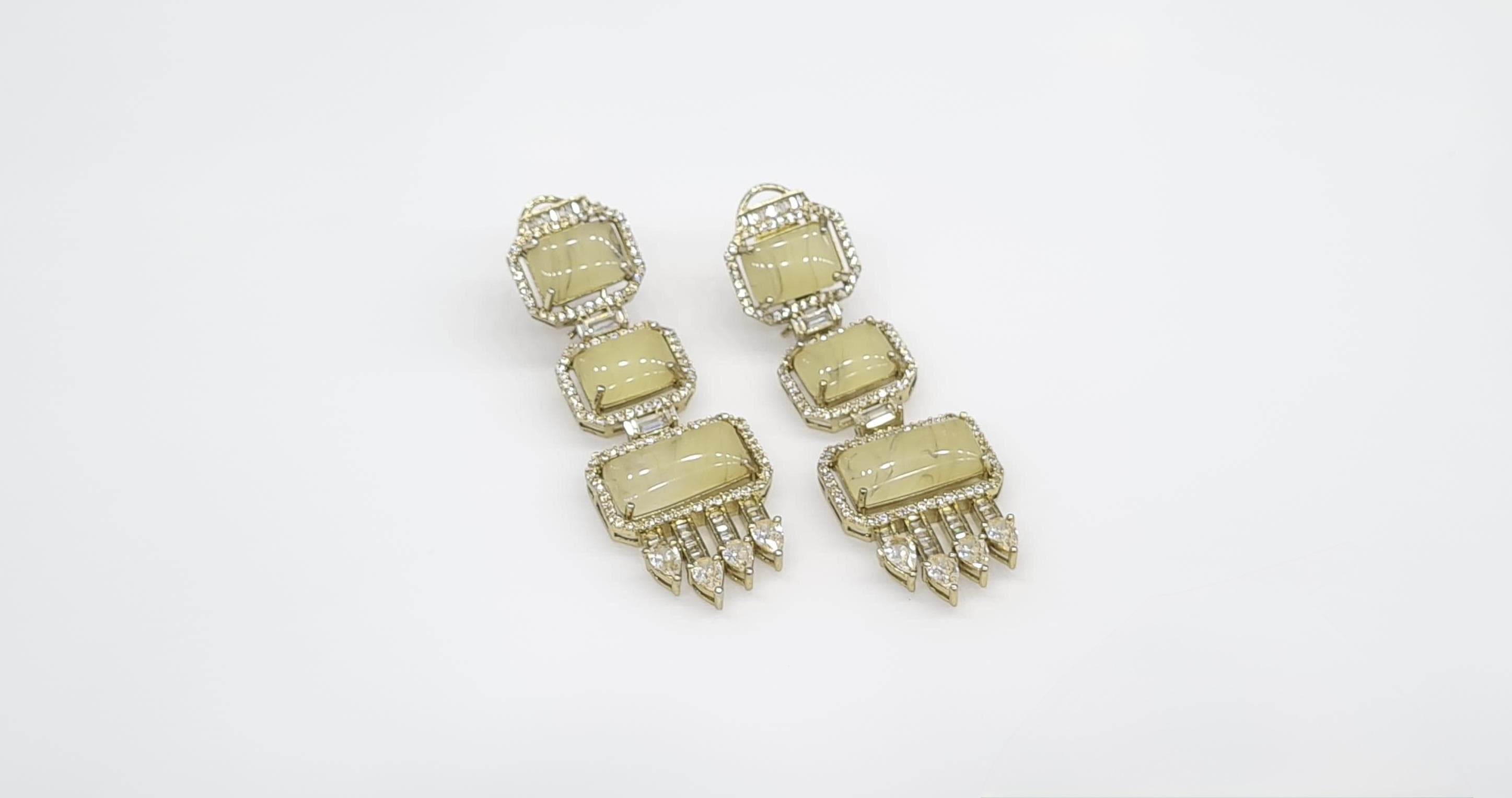 Sabyasachi Earrings 09407 - 4