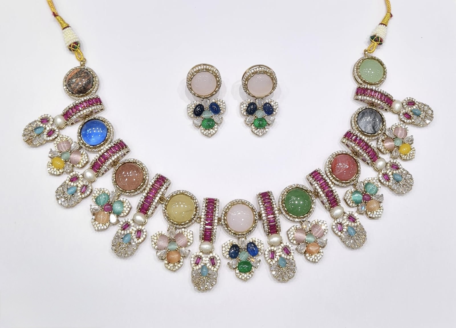 Sabyasachi Necklace 10590 - 3