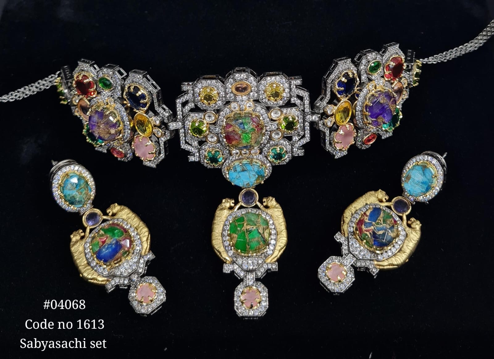 Sabyasachi Choker 04068 - 5