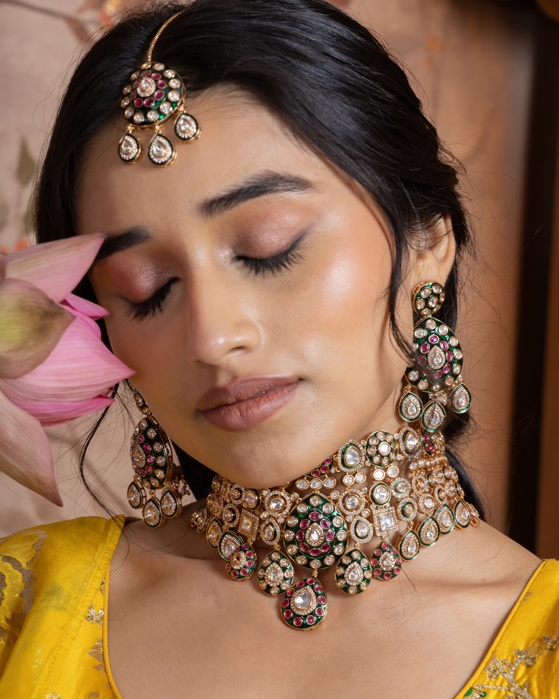 Kundan Necklace 07011 - 3