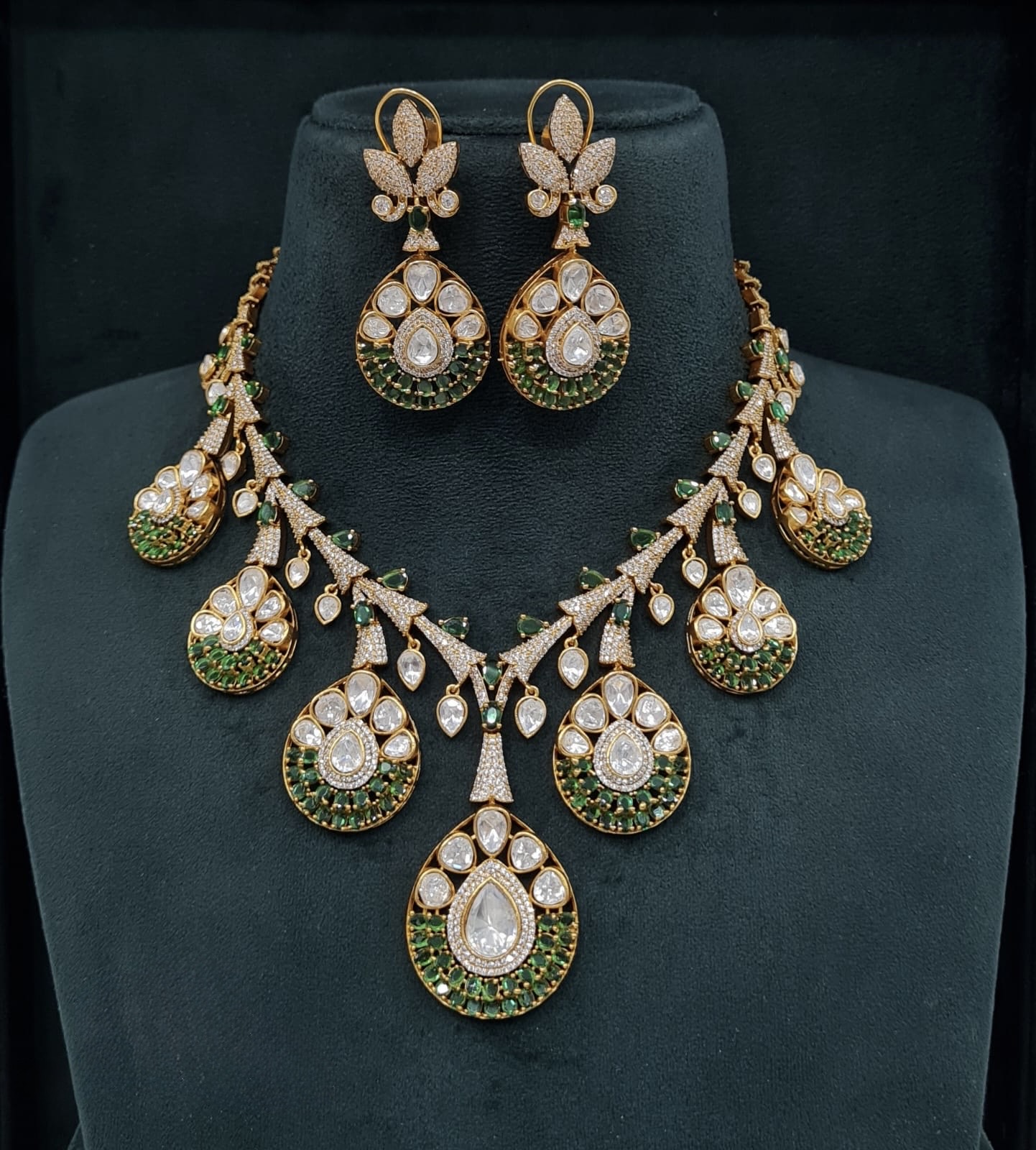 Strawberry Necklace 08127 - 5