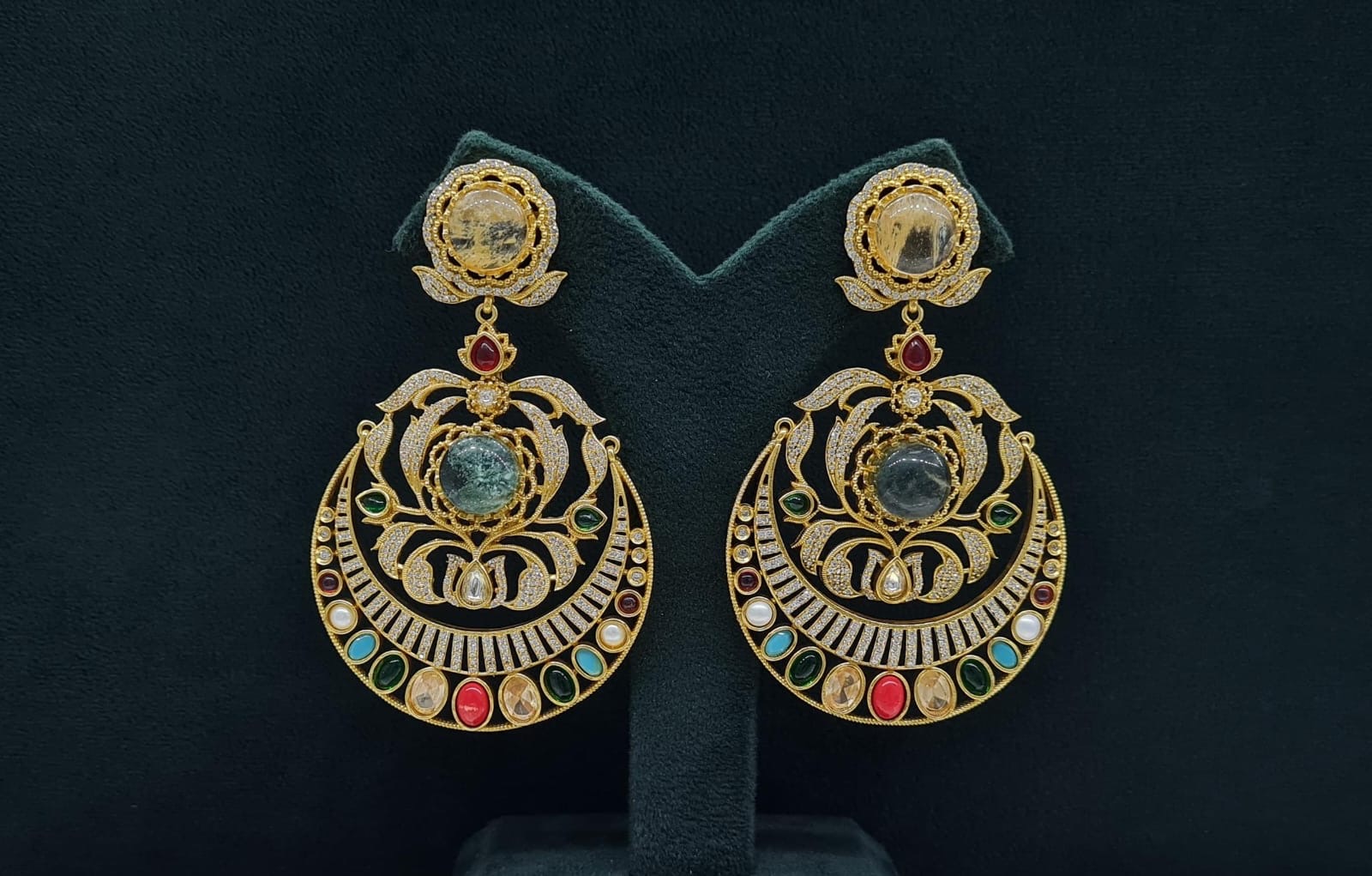 Sabyasachi Earrings 08408 - 14