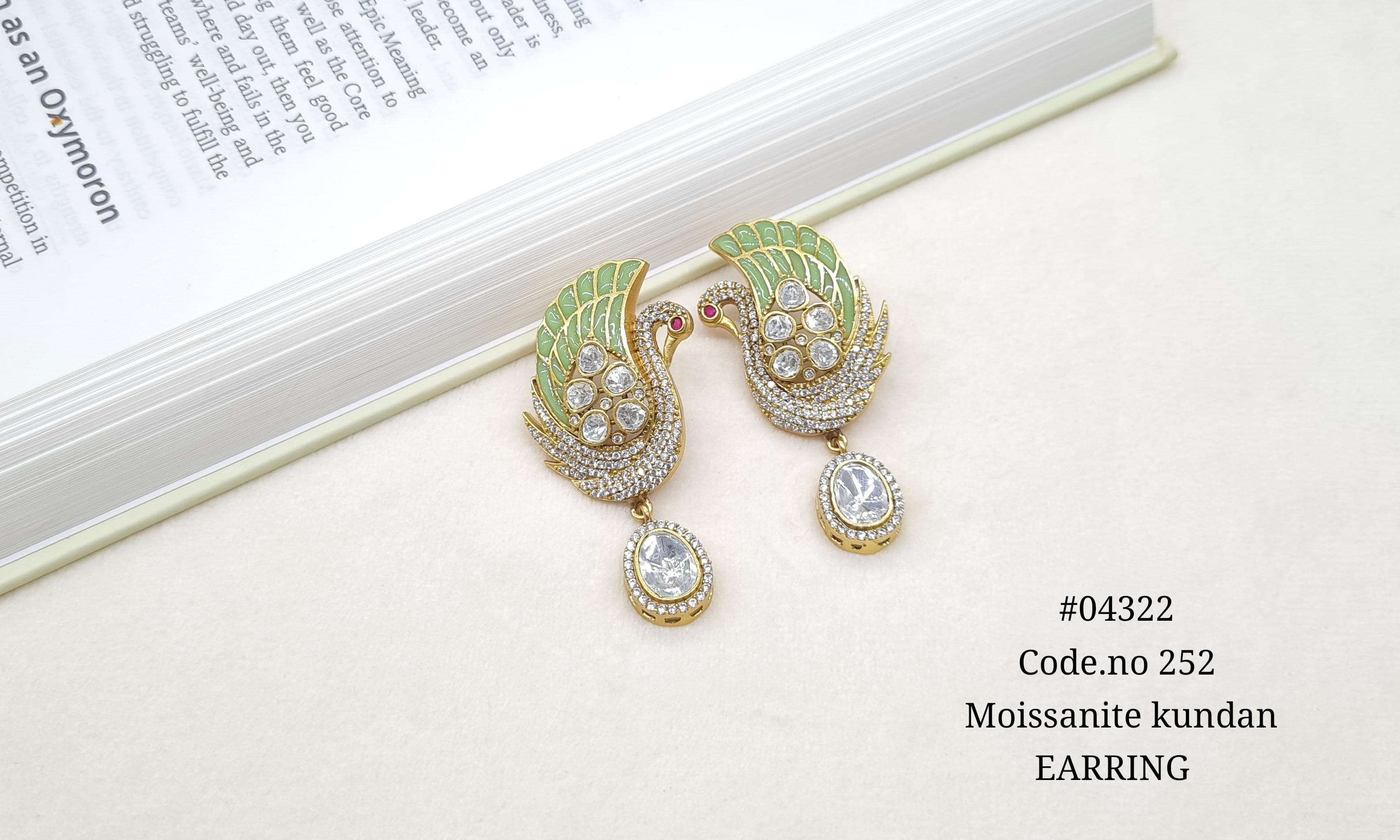 Kundan Earring 04322 - 3