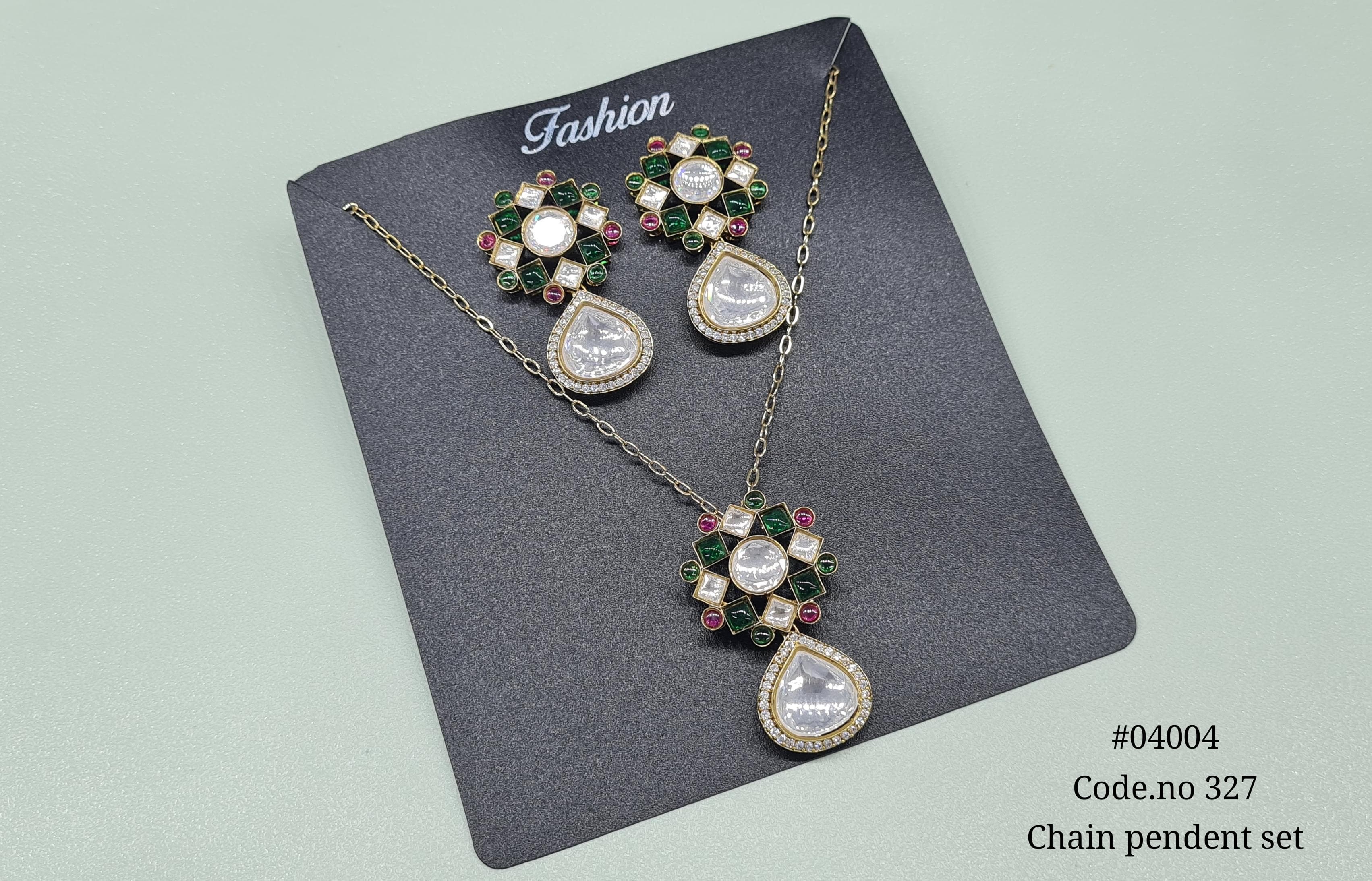Kundan Pendant 04004 - 3