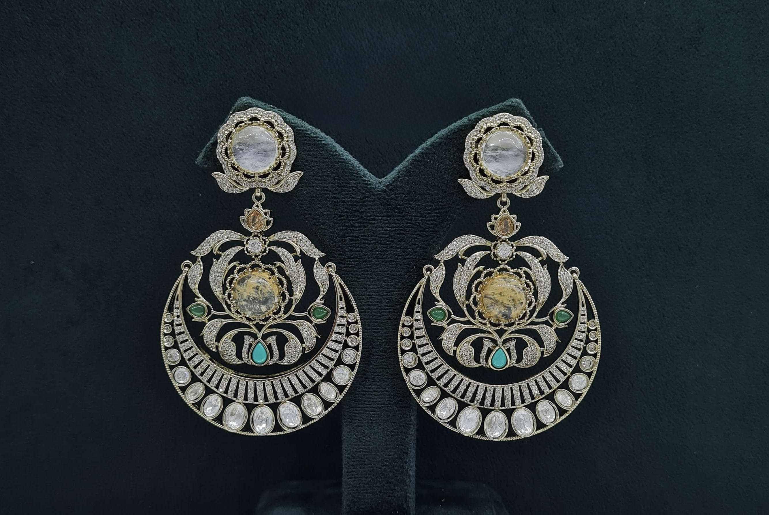 Sabyasachi Earrings 08408 - 7