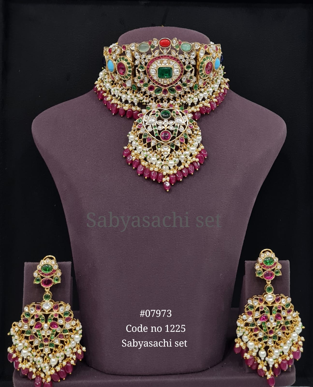 Sabyasachi Choker 07973 - 9