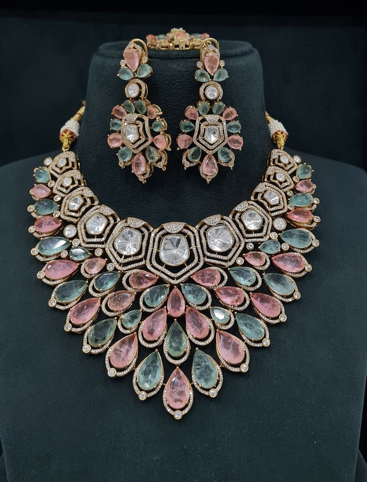 Victorian Bride Set 08061 - 6