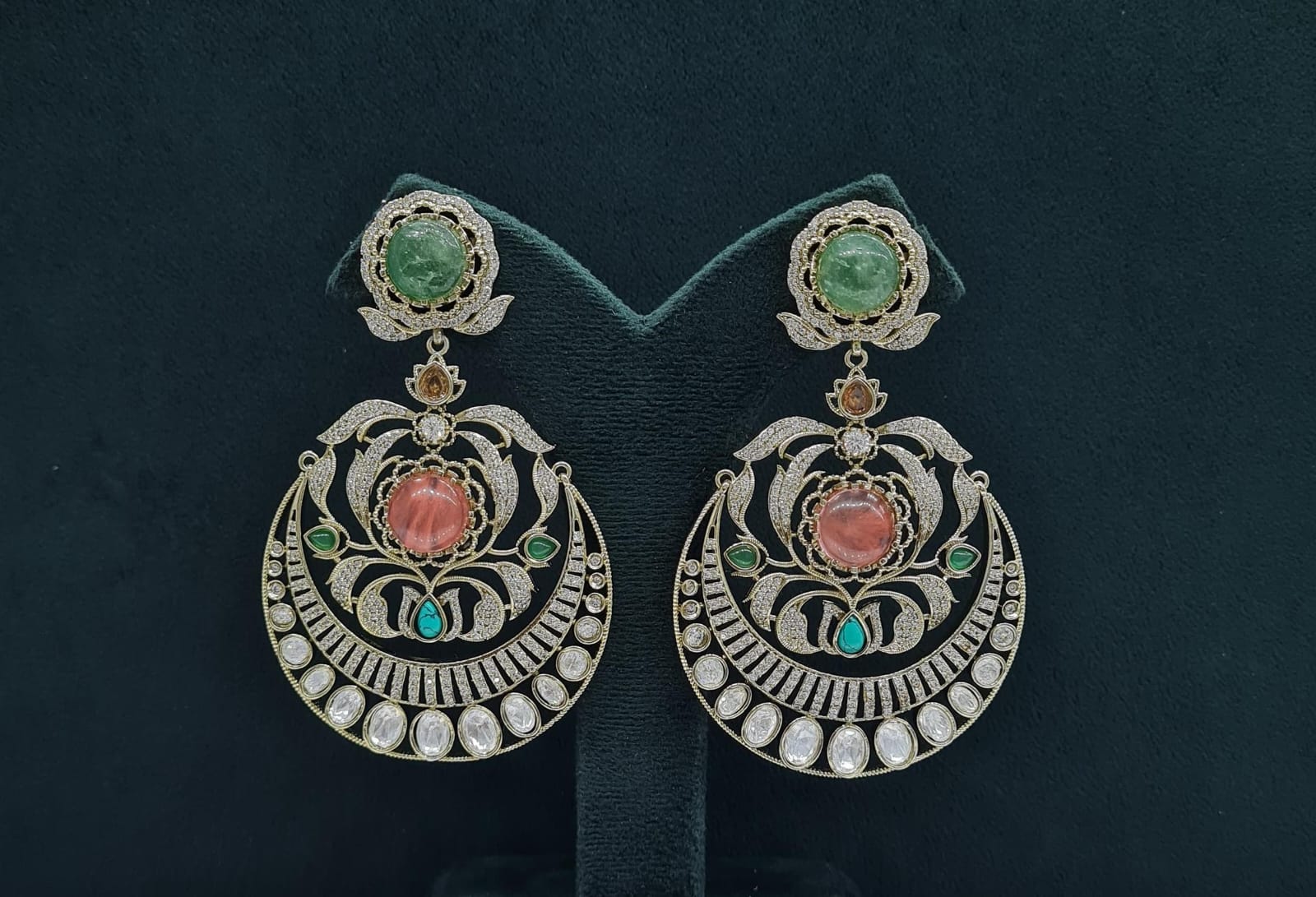 Sabyasachi Earrings 08408 - 8