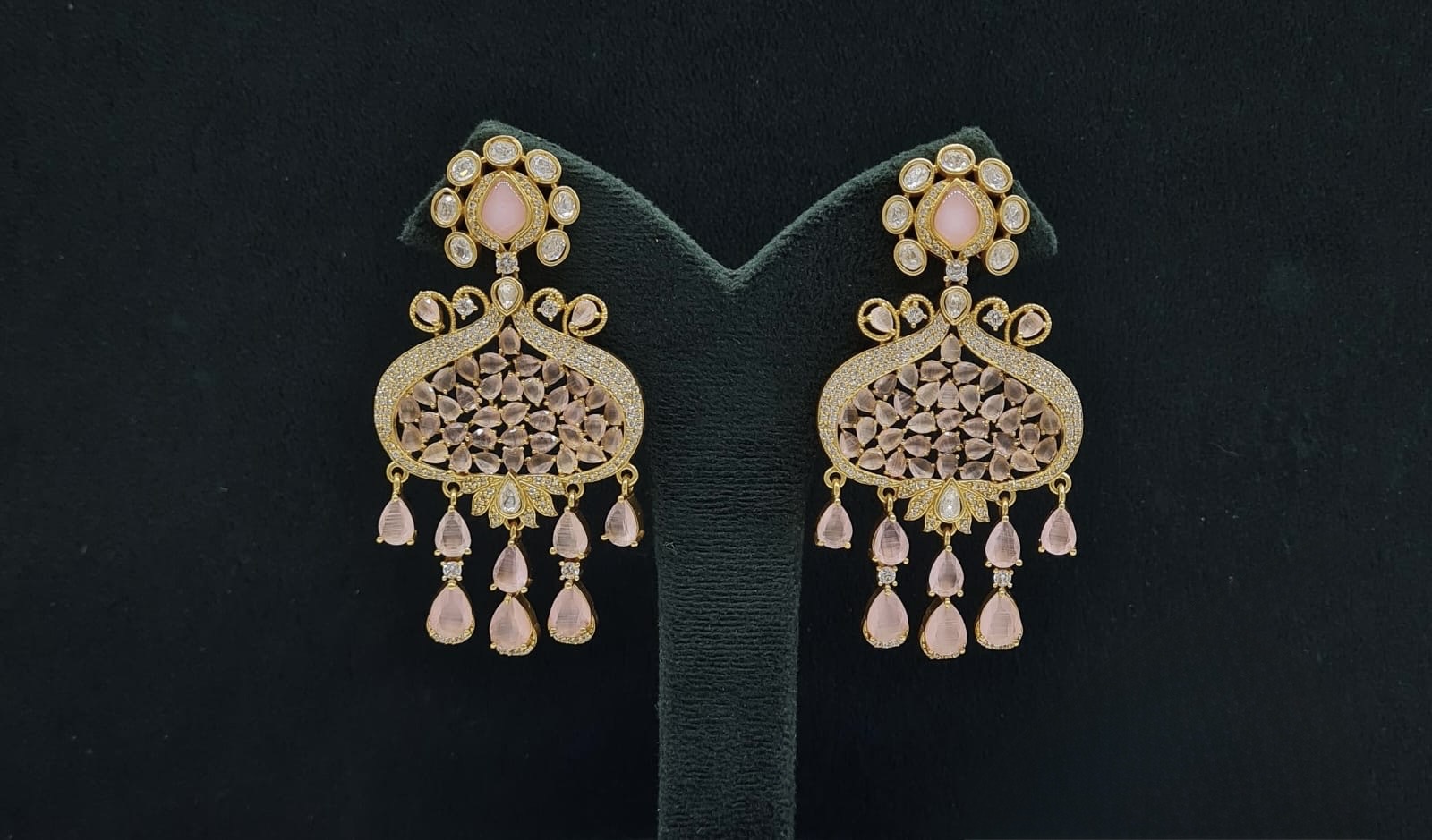 Kundan Earrings 08202 - 5