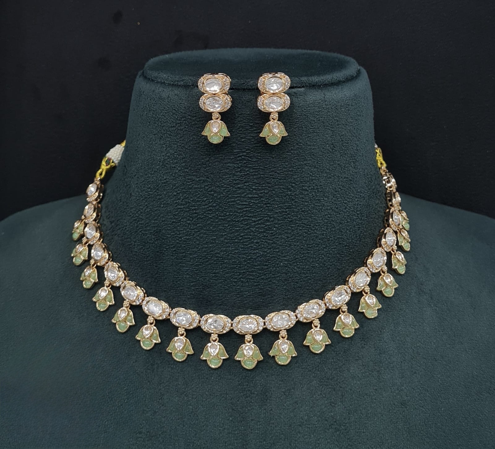 Kundan Necklace 08944 - 6