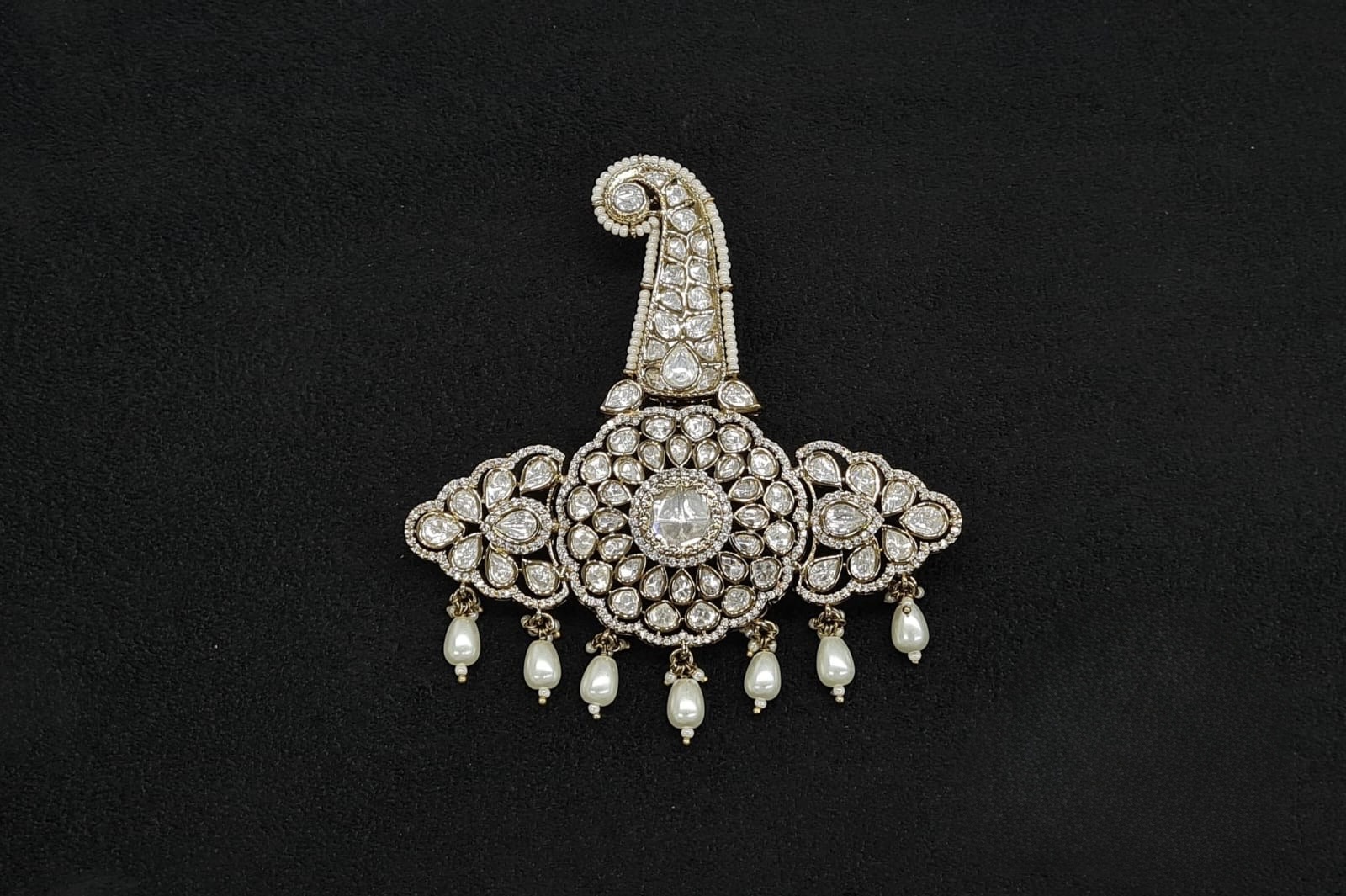 Kundan Kalgi 10580 - 3