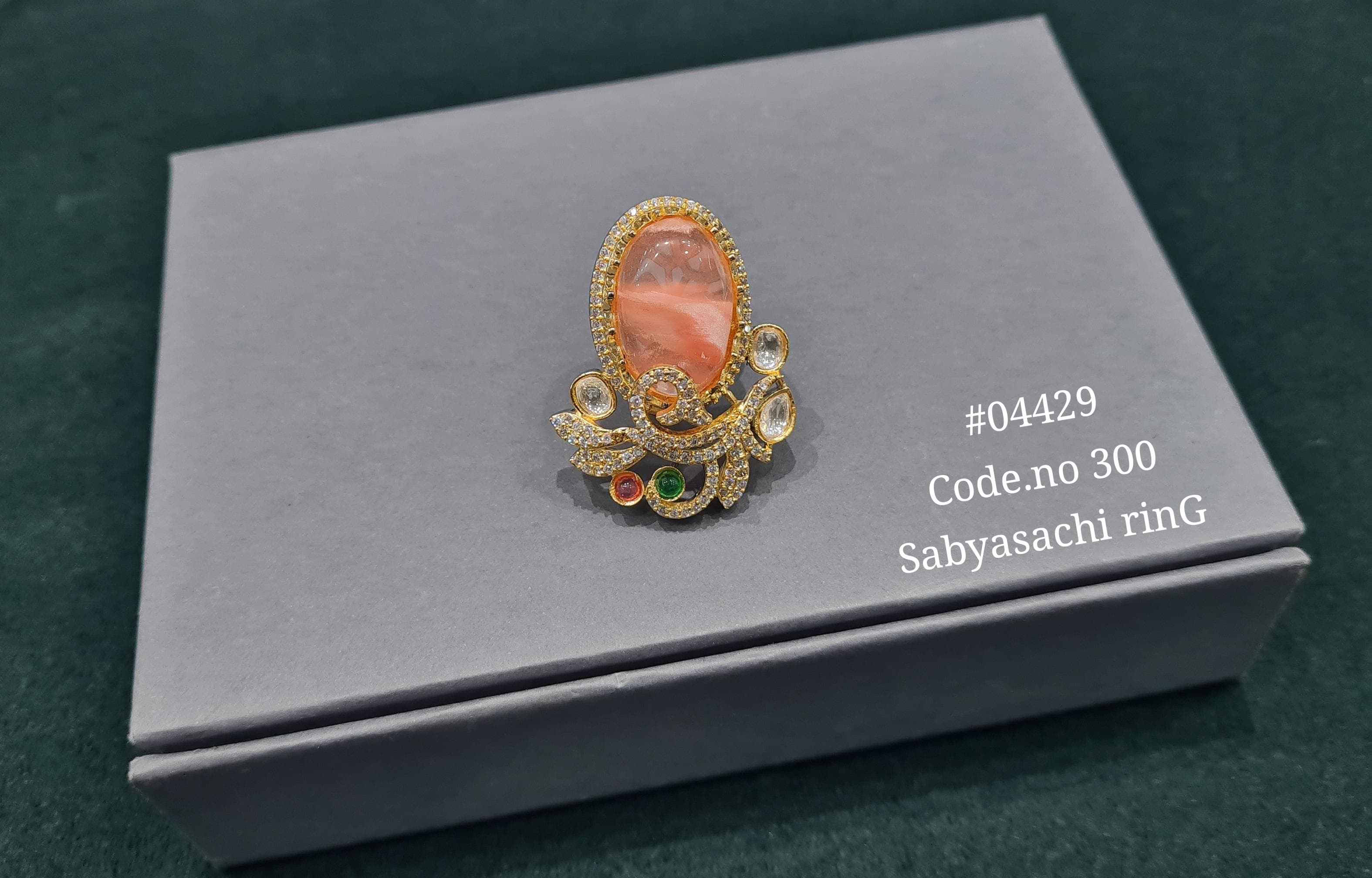 Sabyasachi Fingerring 04429